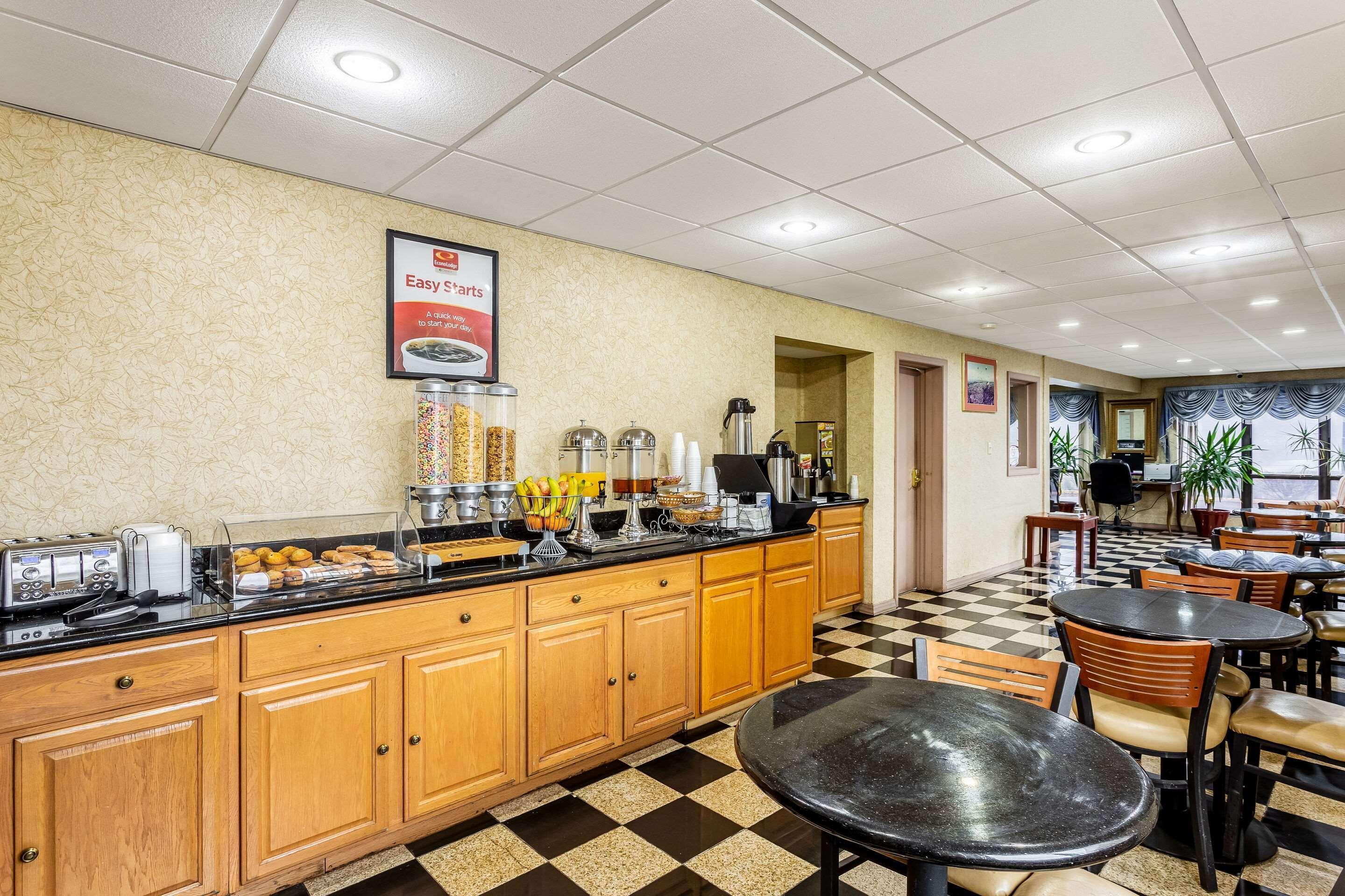 Econo Lodge Morgantown Zewnętrze zdjęcie