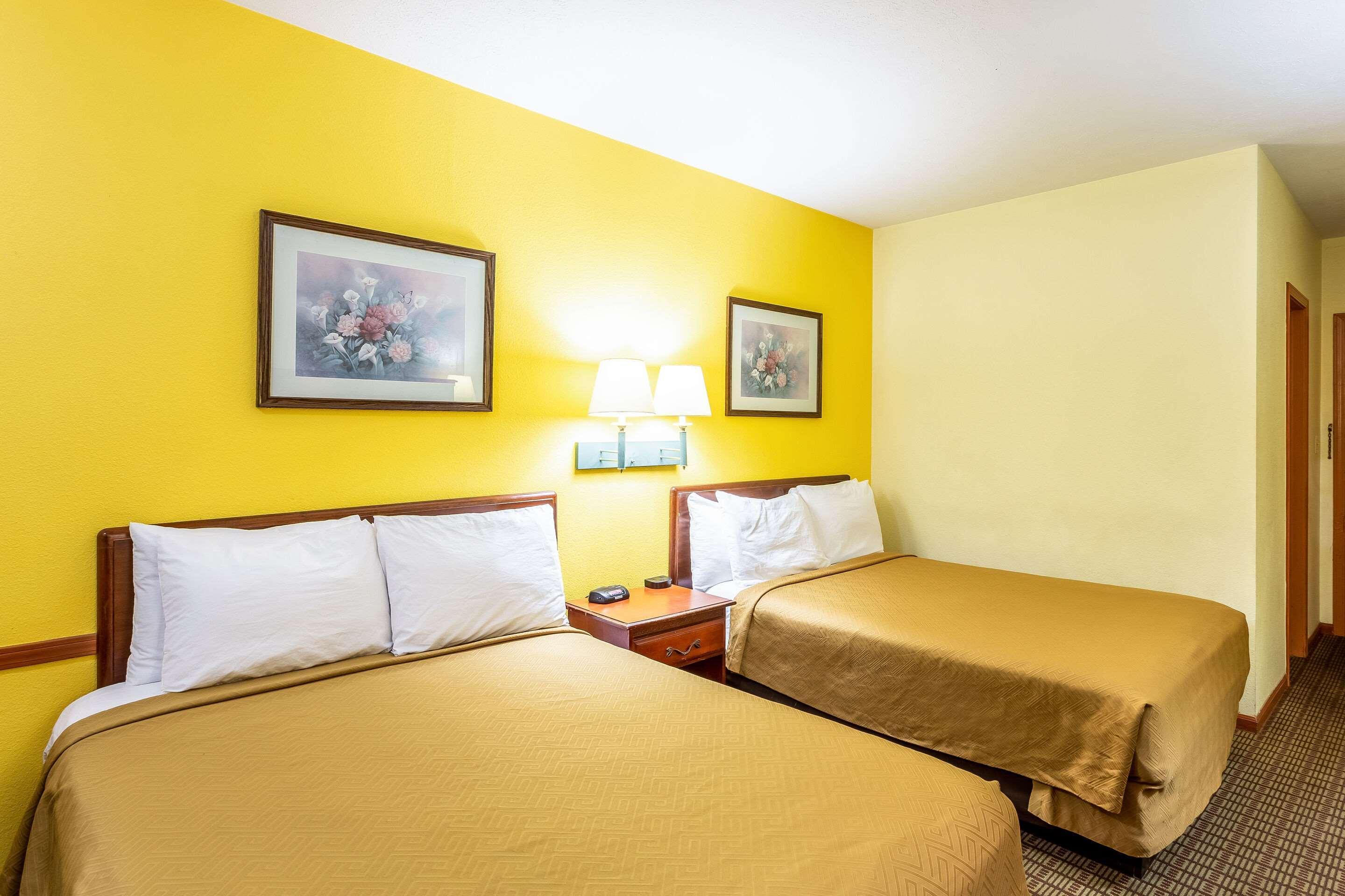 Econo Lodge Morgantown Zewnętrze zdjęcie